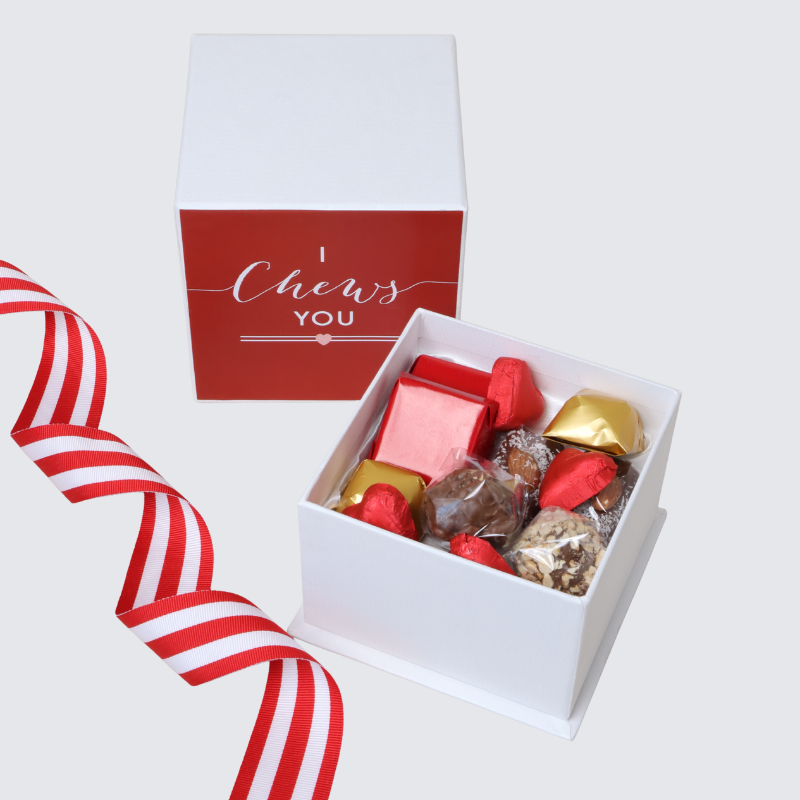 VALENTINE'S DAY DESIGNED " I CHEW'S YOU" CHOCOLATE HARD CUBE BOX