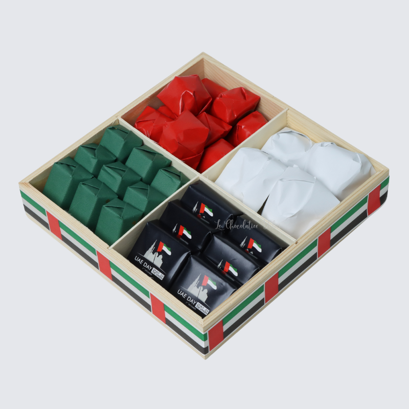 NATIONAL DAY DESIGNED CHOCOLATE SECTIONED WOOD TRAY