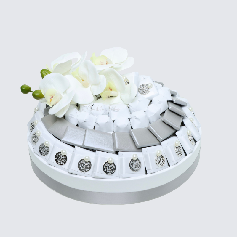 WEDDING FLOWER DECORATED CHOCOLATE ROUND TRAY