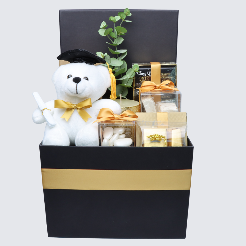 GRADUATION CHOCOLATE & SWEETS EXTRA LARGE HAMPER