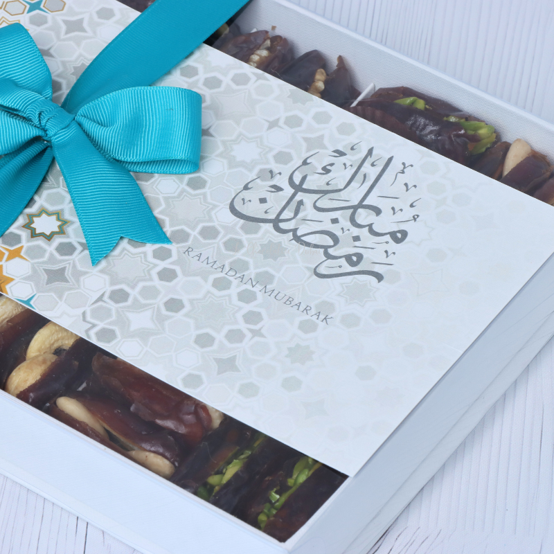 RAMADAN PREMIUM NUT STUFFED DATES 20-PIECE VIEW TOP BOX