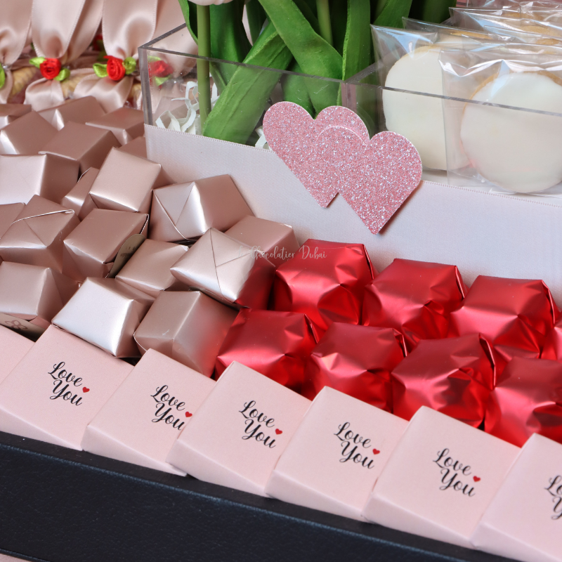 " I LOVE YOU " DECORATED CHOCOLATE & SWEETS LEATHER TRAY