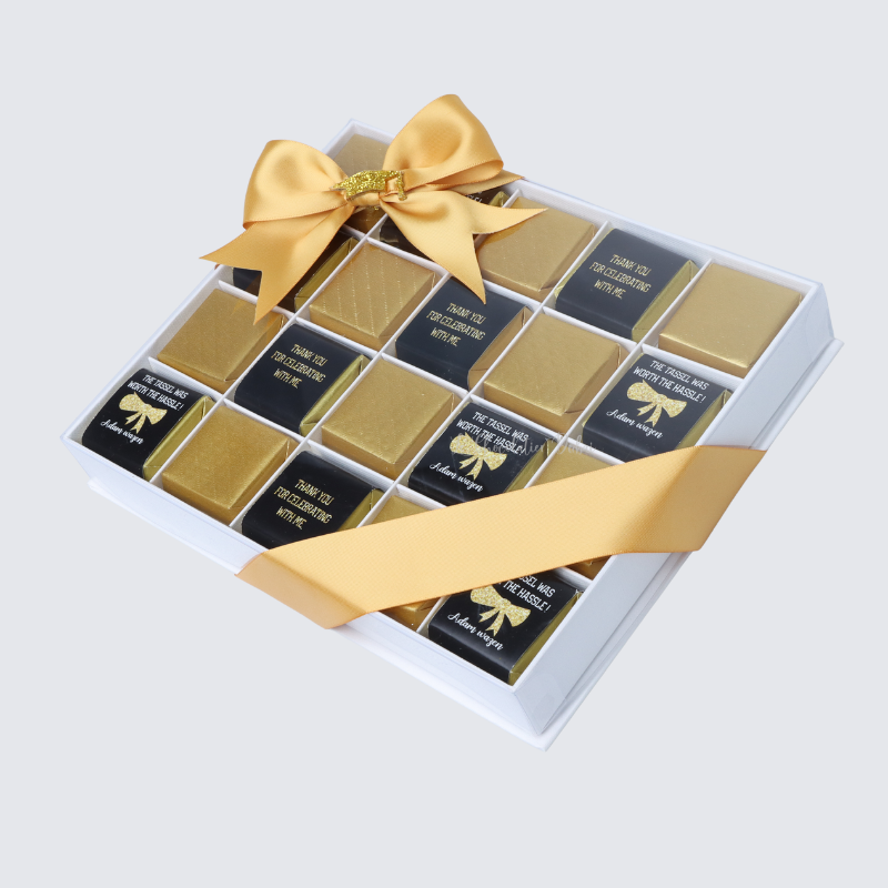 LUXURY GRADUATION PERSONALIZED CHOCOLATE TOP VIEW BOX