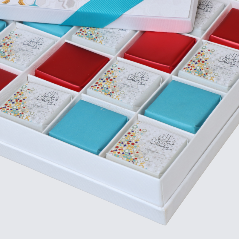 RAMADAN MUBARAK DESIGNED CHOCOLATE 20-PIECE HARD BOX