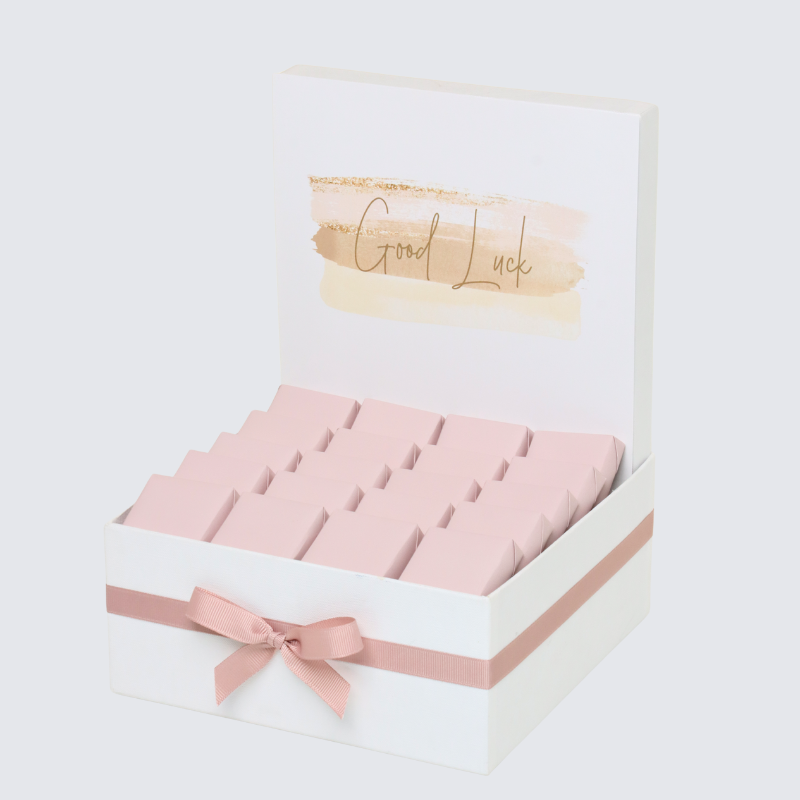 "GOOD LUCK" STAIN DESIGNED CHOCOLATE MEDIUM HAMPER