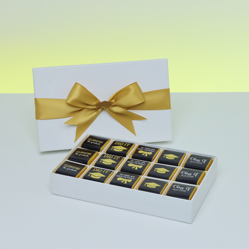 GRADUATION DESIGNED 15-PIECE CHOCOLATE HARD BOX