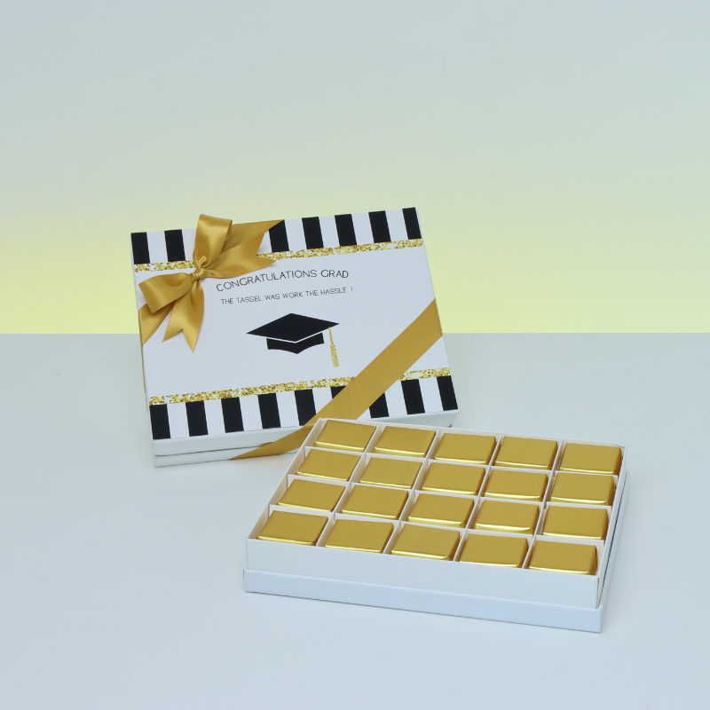 GRADUATION DESIGNED 20-PIECE CHOCOLATE HARD BOX WITH DESIGNED TOP CARD