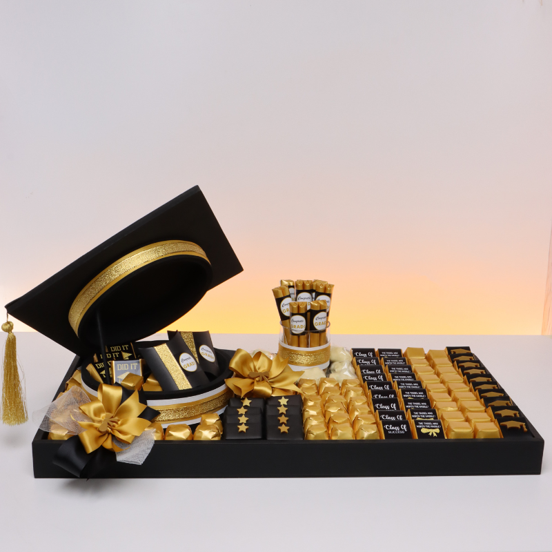 "GRADUATION" DECORATED CHOCOLATE LEATHER TRAY