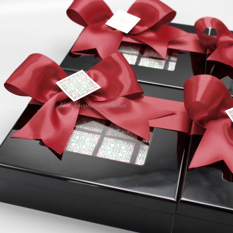 UAE NATIONAL DAY WOOD CHOCOLATE BOX