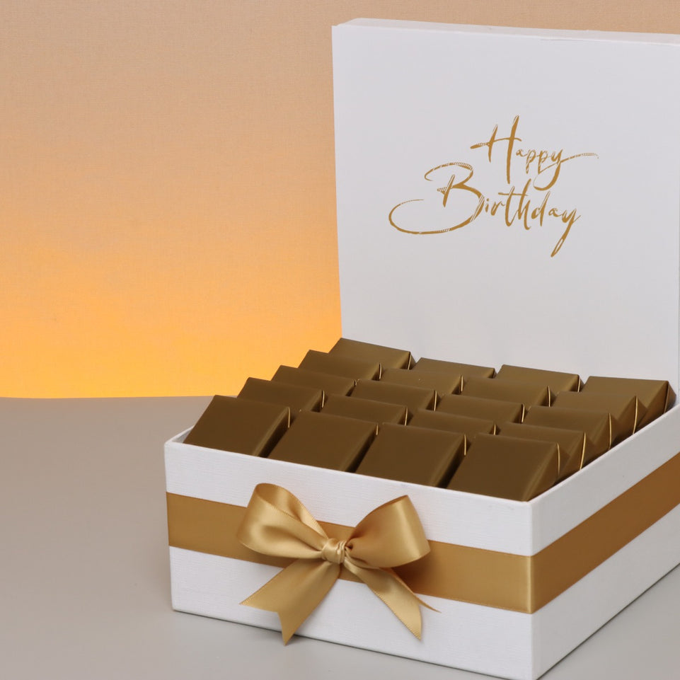 "HAPPY BIRTHDAY" MINIMALIST DESIGNED CHOCOLATE MEDIUM HAMPER