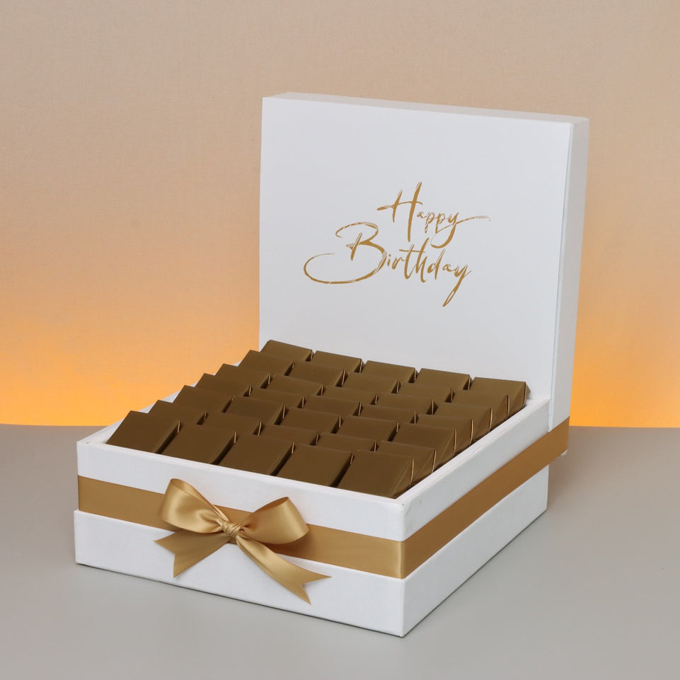 "HAPPY BIRTHDAY" MINIMALIST DESIGNED CHOCOLATE LARGE HAMPER