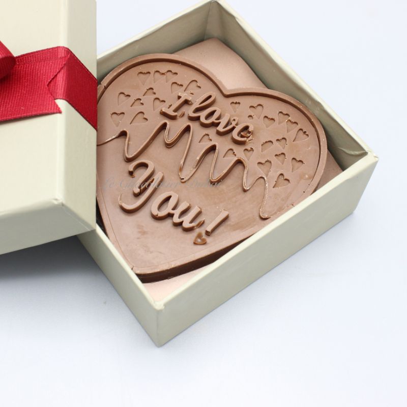 VALENTINE'S DAY HEART CHOCOLATE BOX