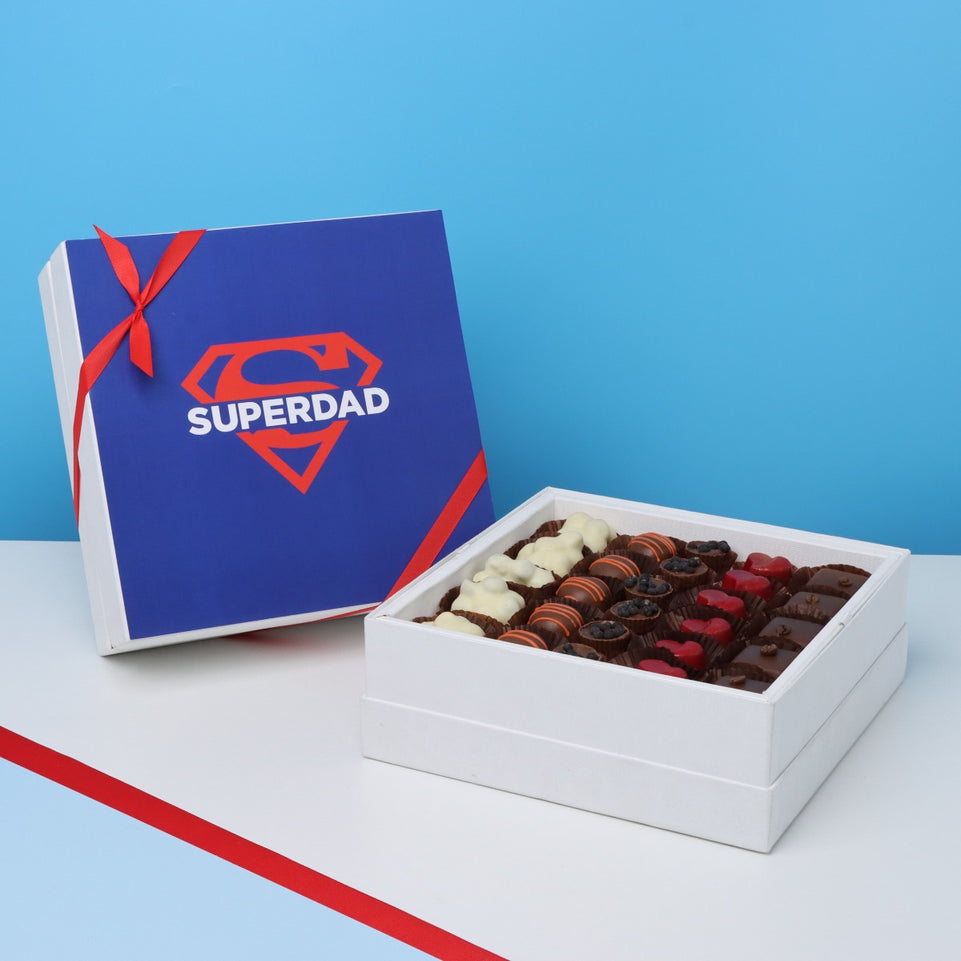 "SUPERDAD" FATHER'S DAY 25 - PIECE CHOCOLATE HARD BOX