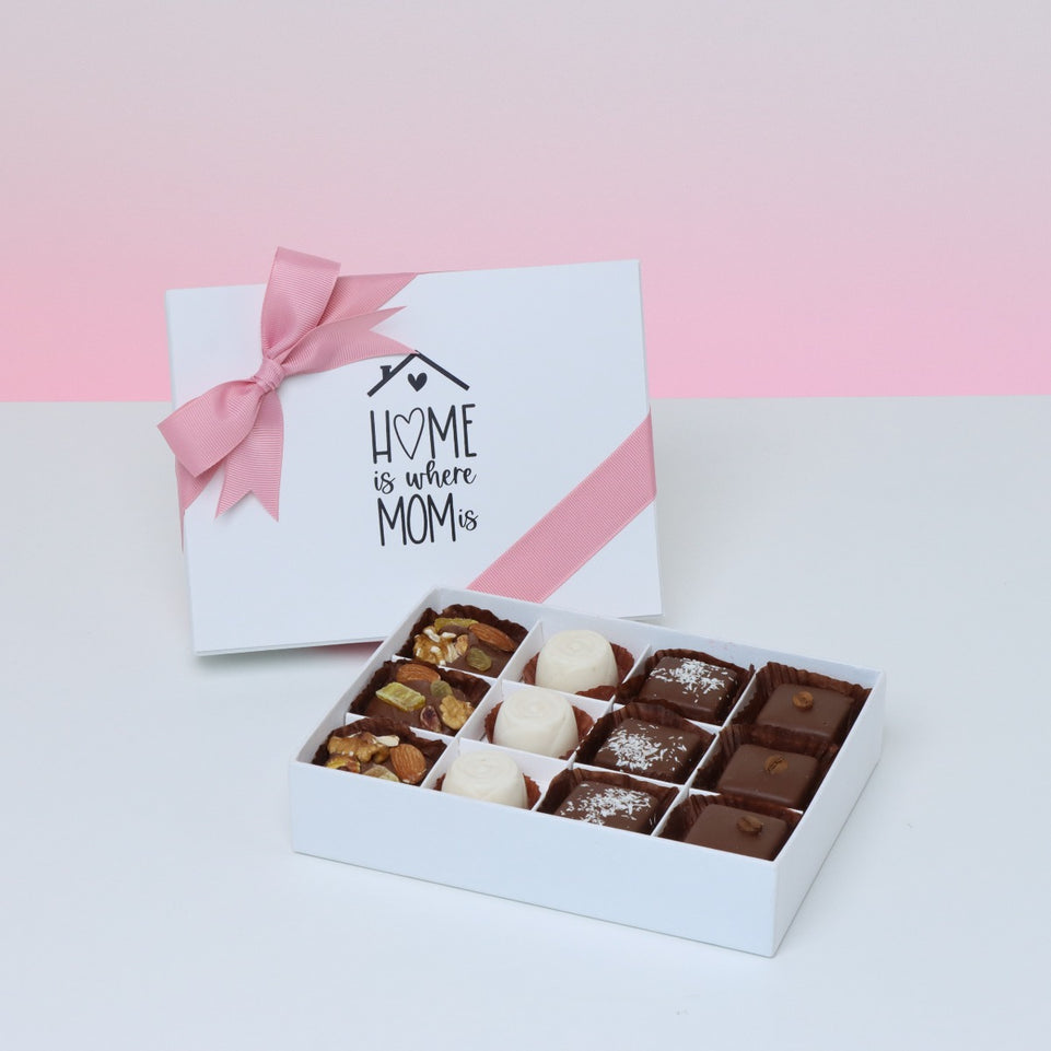 "MOTHER'S DAY" HOME DESIGNED 12-PIECE CHOCOLATE HARD BOX