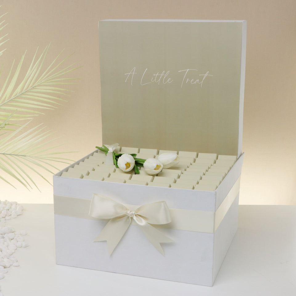 "A LITTLE TREAT" MINIMALIST DESIGNED CHOCOLATE EXTRA LARGE HAMPER