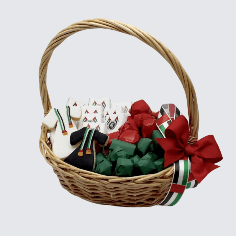 NATIONAL DAY DESIGNED CHOCOLATE MEDIUM BASKET