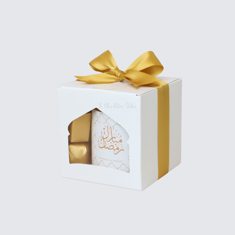 RAMADAN KAREEM CANDLE WITH CHOCOLATE & DATES DESIGNED SOFT BOX