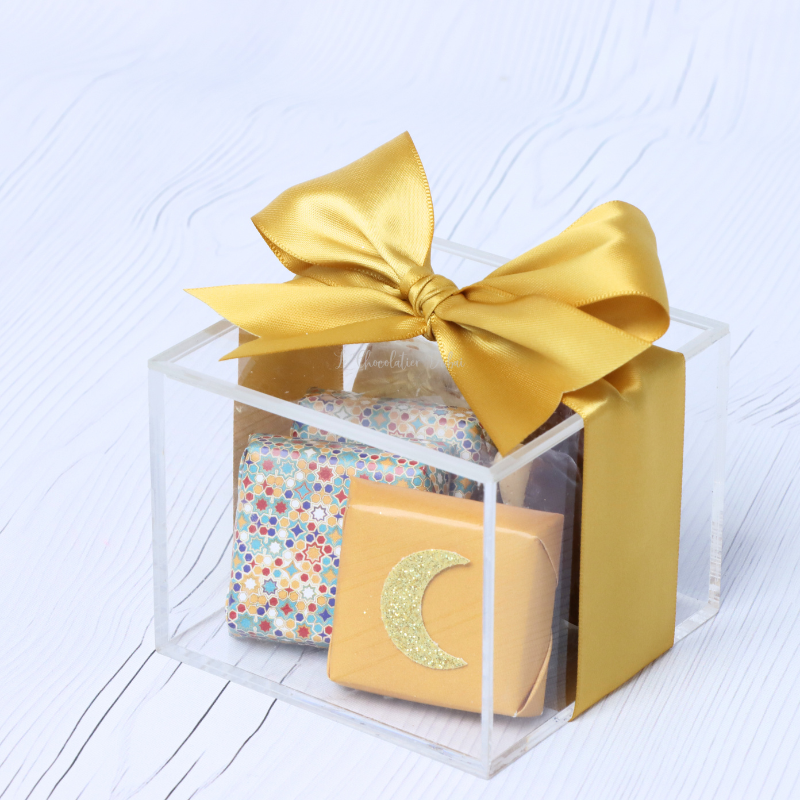 RAMADAN EID DESIGNED CHOCOLATE & DATES ACRYLIC BOX